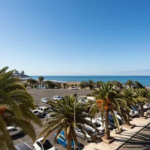  Apartment 2 Min Walk To - Private Terrace - Some With Sea Views Spanien